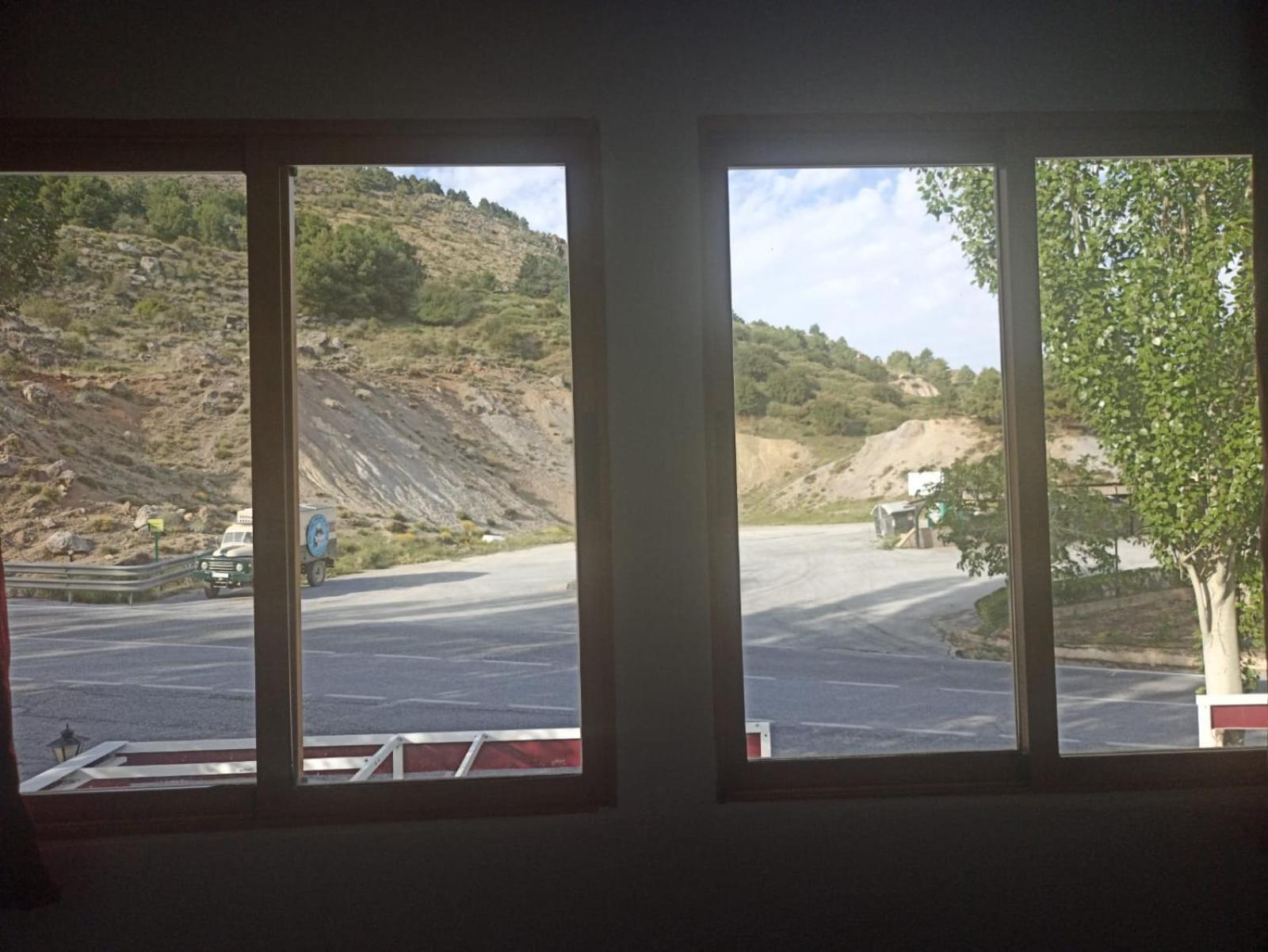 Hostal El Desvio Sierra Nevada Exteriör bild