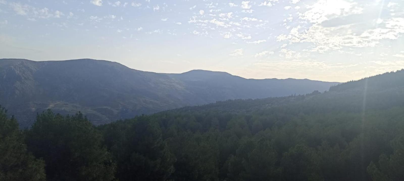 Hostal El Desvio Sierra Nevada Exteriör bild